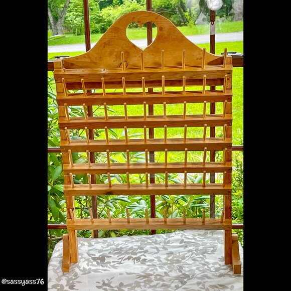 ▪️VTG▪️OOAK Handcrafted Wooden Heart 60 Thread Spool Freestanding Holder Rack - Picture 2 of 15
